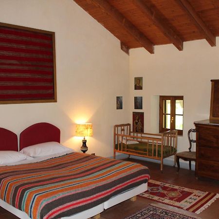 Agriturismo La Rovere Cossano Belbo Exterior foto