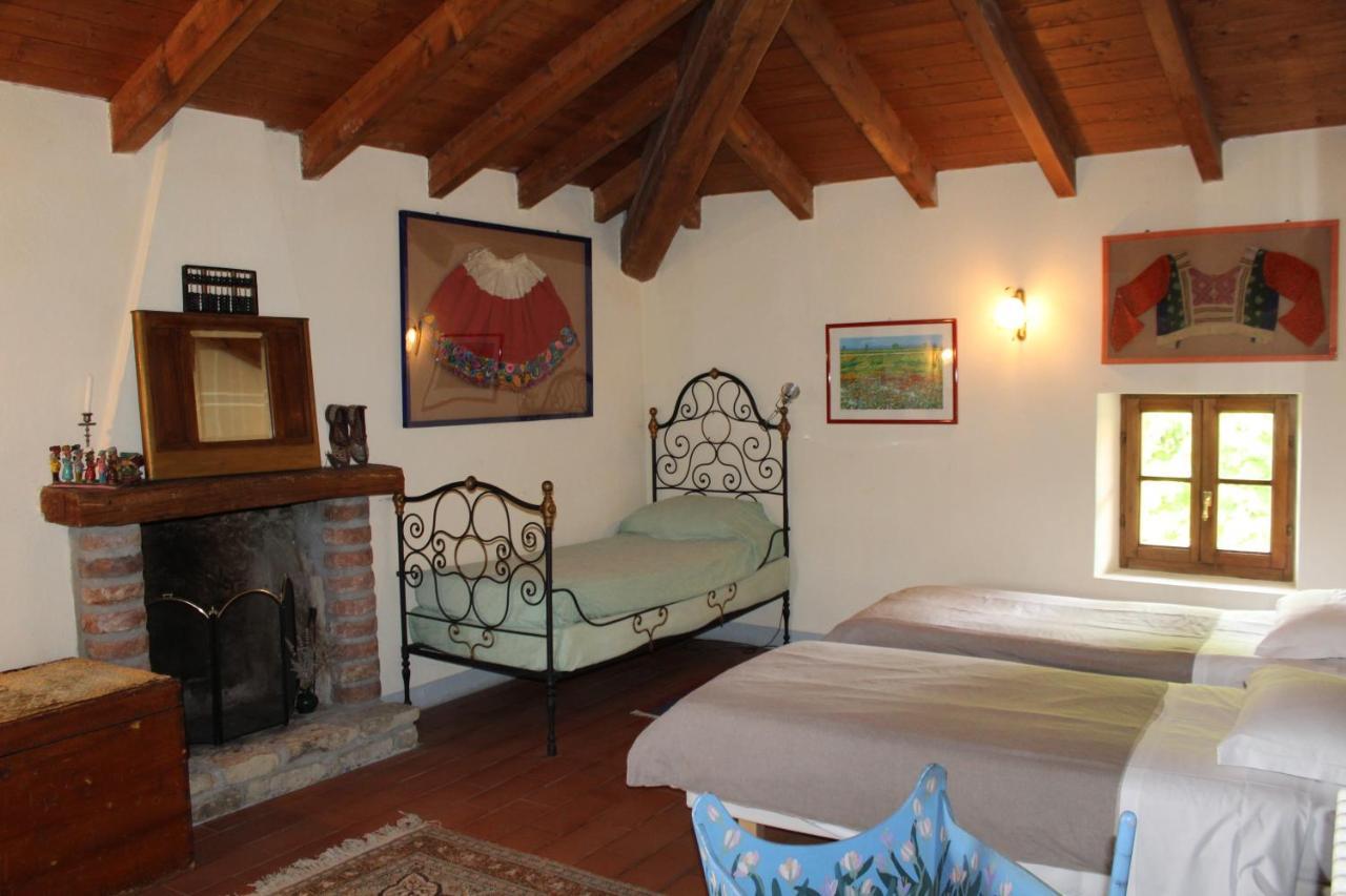 Agriturismo La Rovere Cossano Belbo Exterior foto
